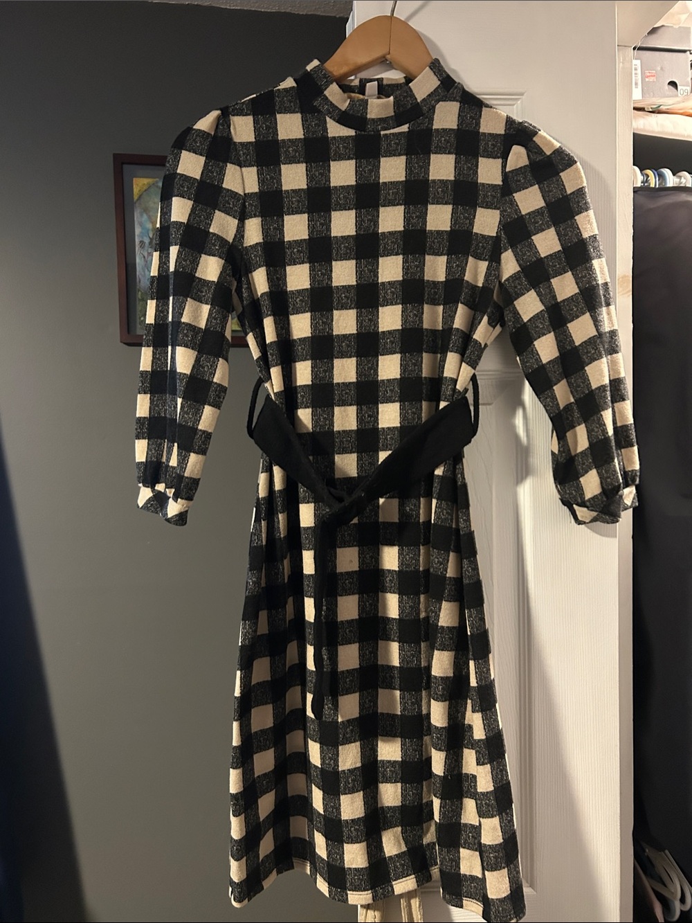 Monteau Los Angeles Black & Cream Plaid Midi Dress with Belt